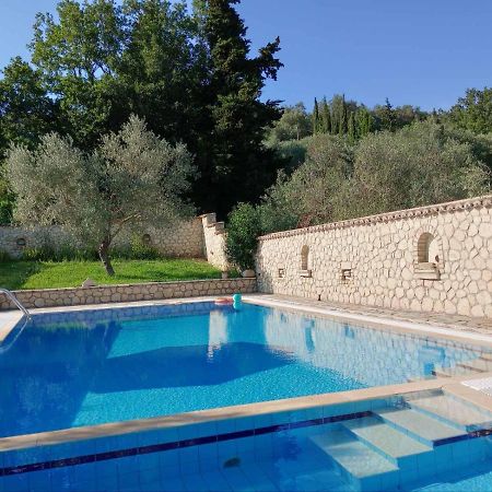 Pool Villa Grigoris Aspiotades ภายนอก รูปภาพ