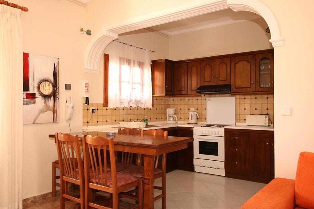 Pool Villa Grigoris Aspiotades ภายนอก รูปภาพ