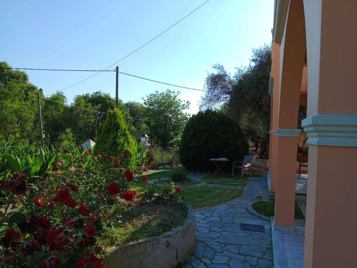 Pool Villa Grigoris Aspiotades ภายนอก รูปภาพ