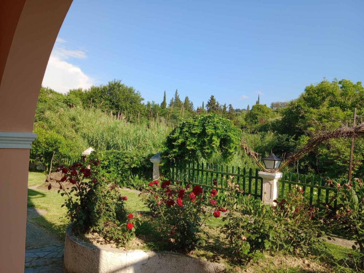 Pool Villa Grigoris Aspiotades ภายนอก รูปภาพ